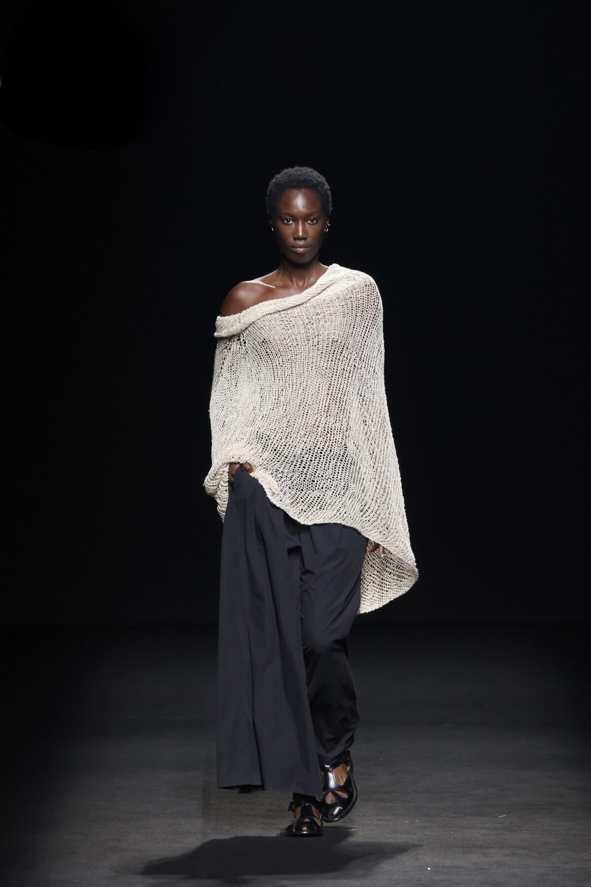 Handwoven Organic Cotton Poncho & Wide-Leg Cotton Pants